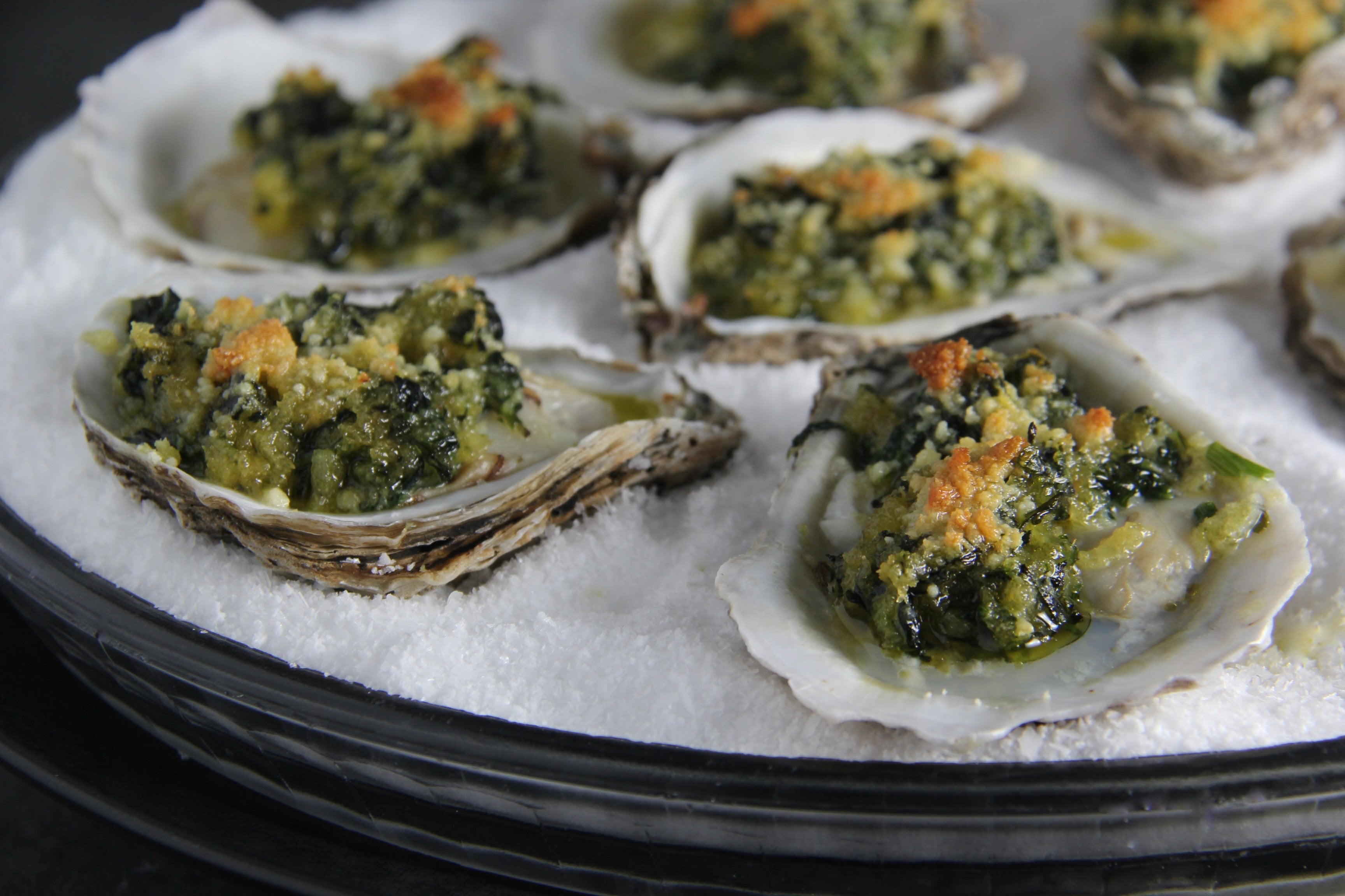 Oysters Rockefeller
– Anolon