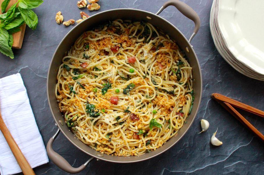 Bucatini with Guanciale and Poached Eggs - Anolon Cookware