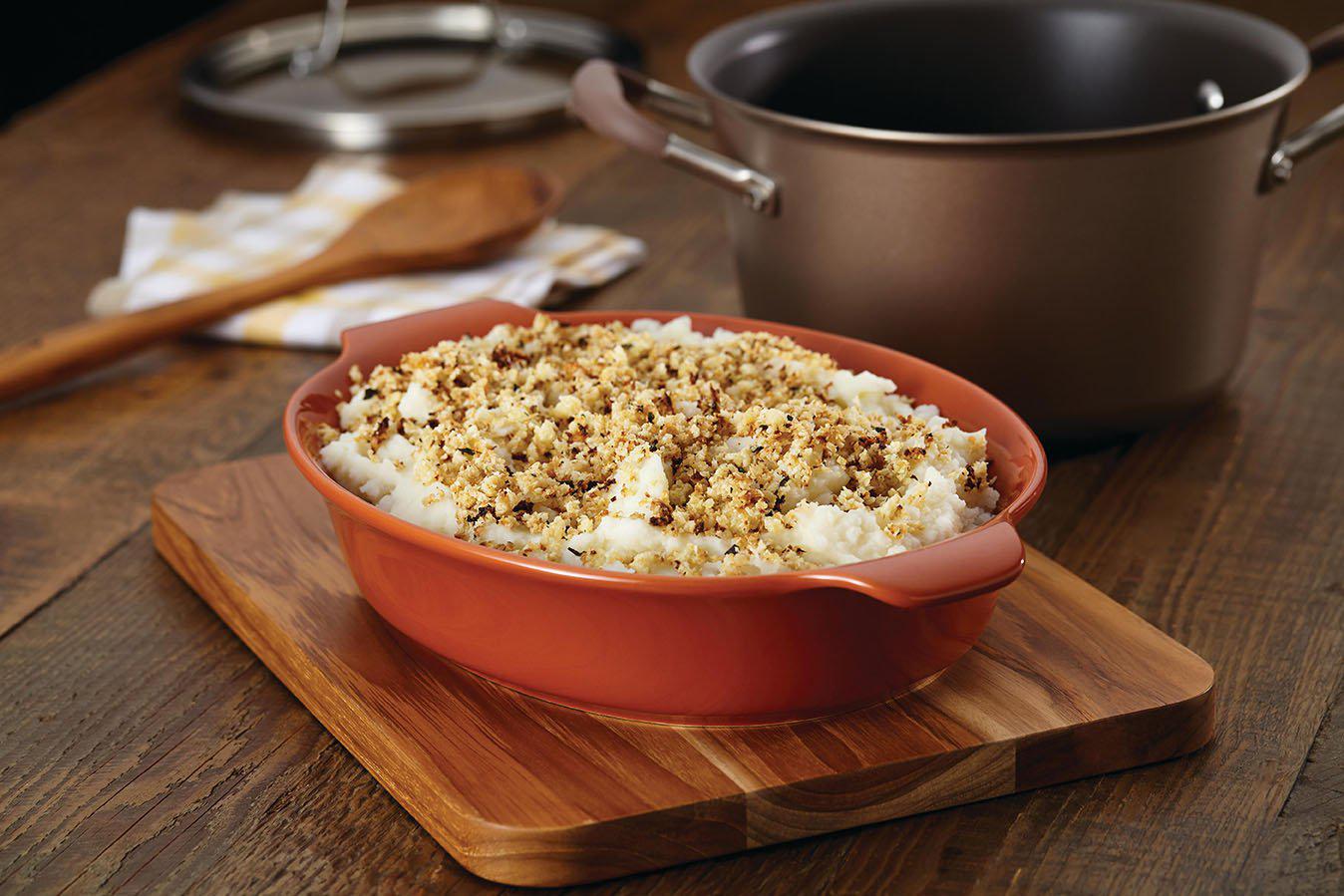 Mashed Potatoes with Cauliflower Crumb Crust