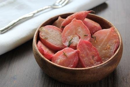 Roasted Radishes with Honey, Thyme and Lemon