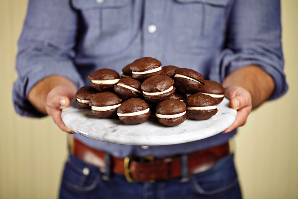 Whoopie Pies with Peanut Butter Filling