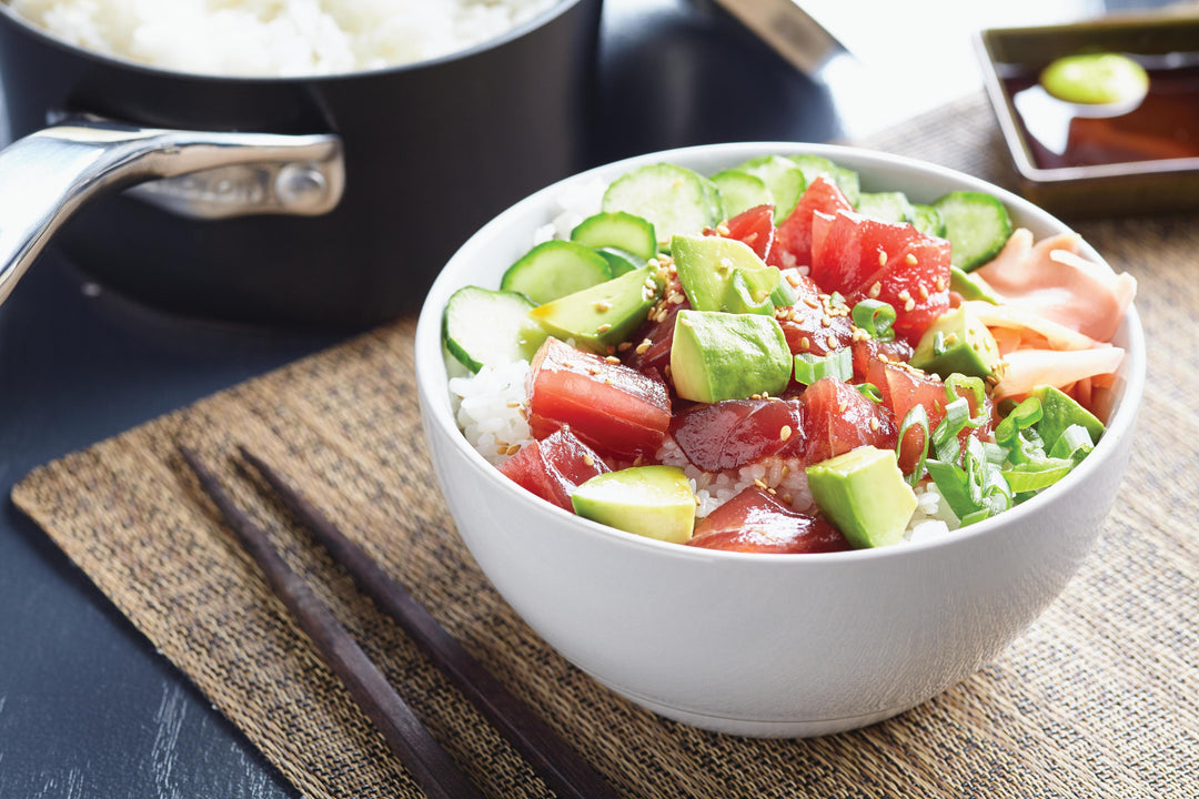 How to Make a Classic Poke Bowl