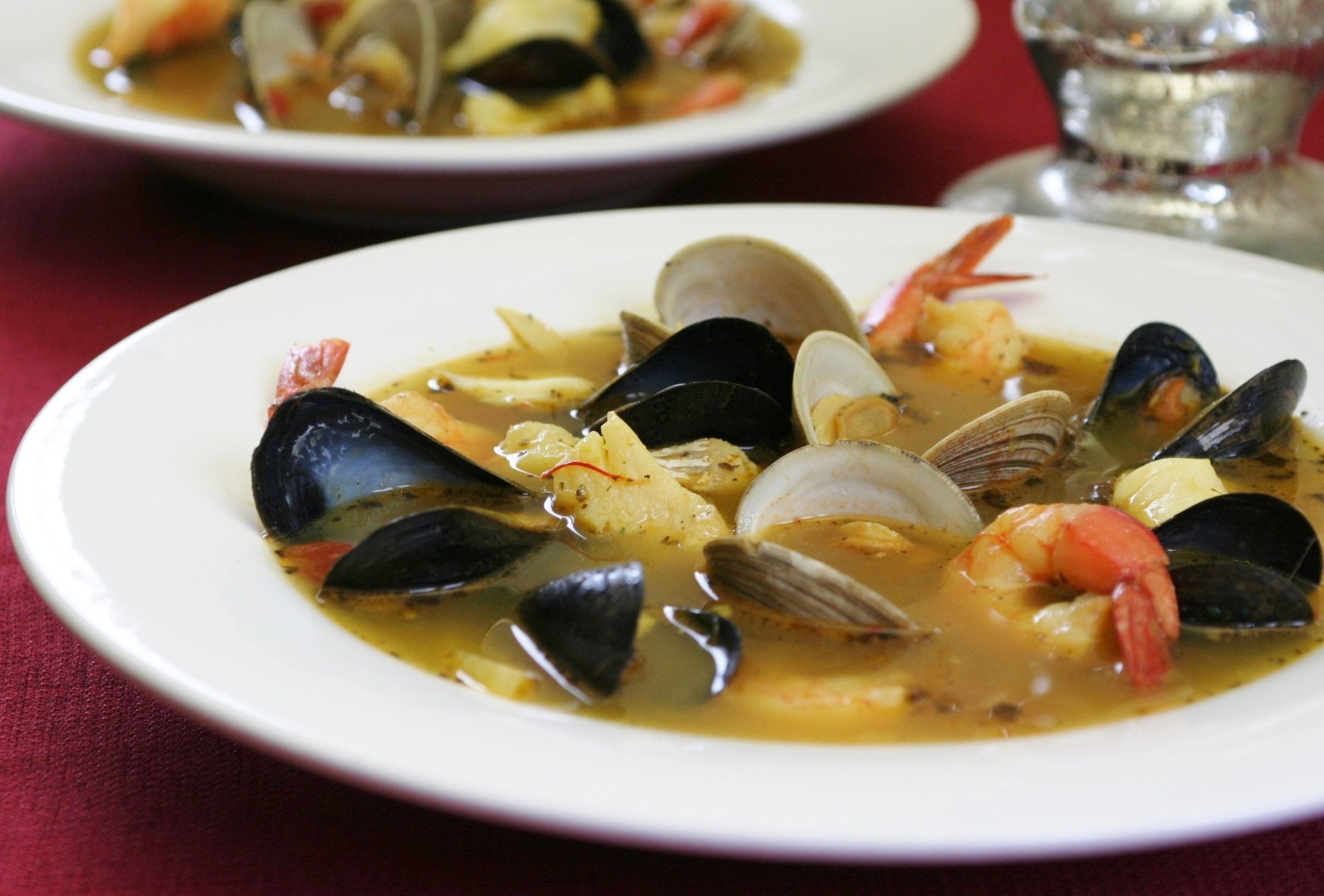 Fish and Seafood Stew – Anolon