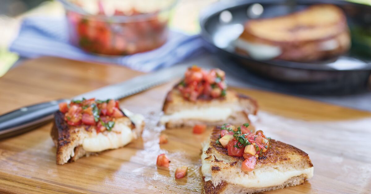 Bruschetta Grilled Cheese