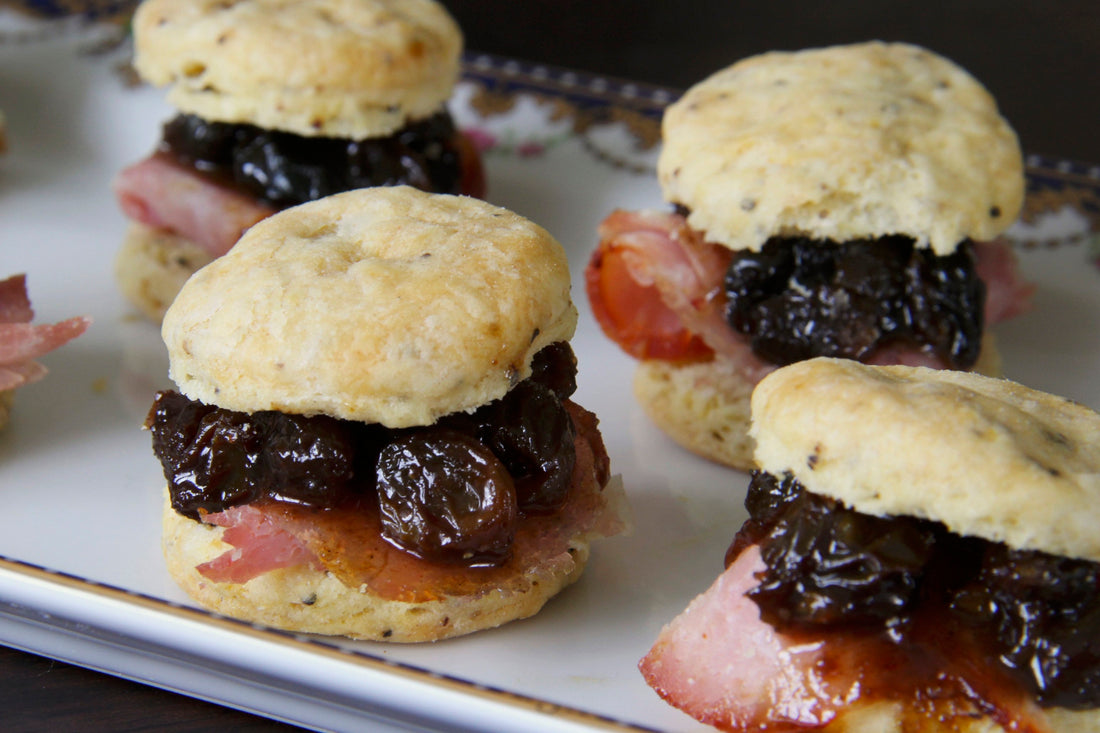 Pepper Biscuits with Ham and Cherry-Raisin Chutney