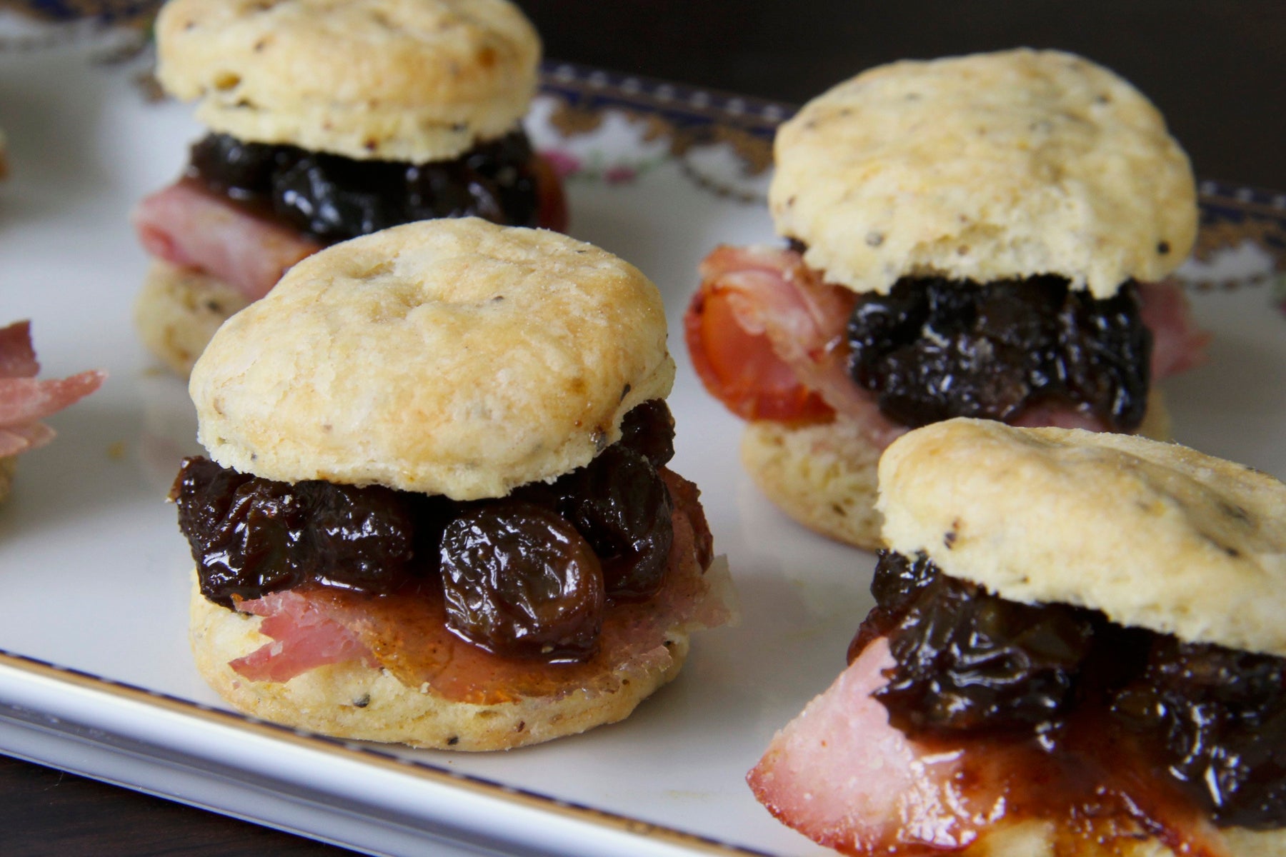 Pepper Biscuits with Ham and Cherry-Raisin Chutney
